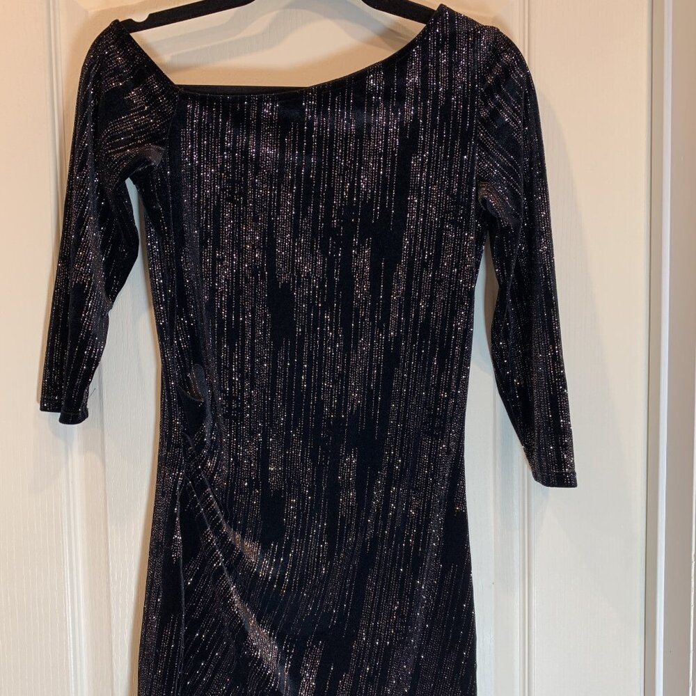 Le Chรขteau Sparkling Black Velvet Dress โ XS, 3/4 Sleeves, Elegant & Party-Ready